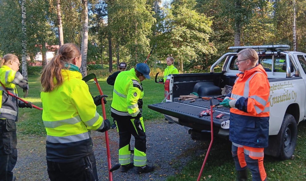 Participatory Maintenance in a Traditional Biotope